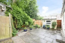 Rose Valley, Brentwood