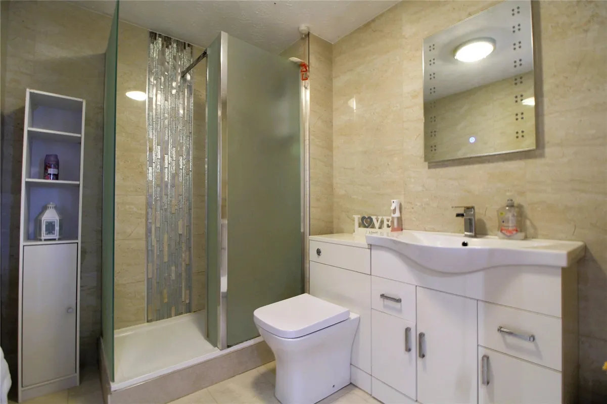 Ainsley Close, London, N9