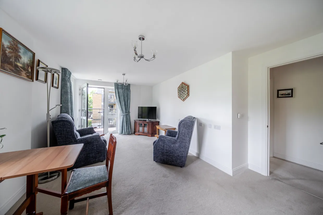 Pegs Lane, Hertford, SG13 photo 5
