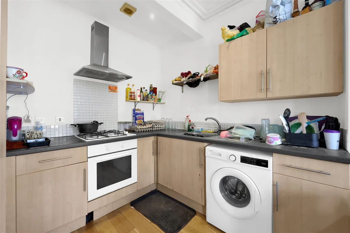 Finchley Road, London, NW2