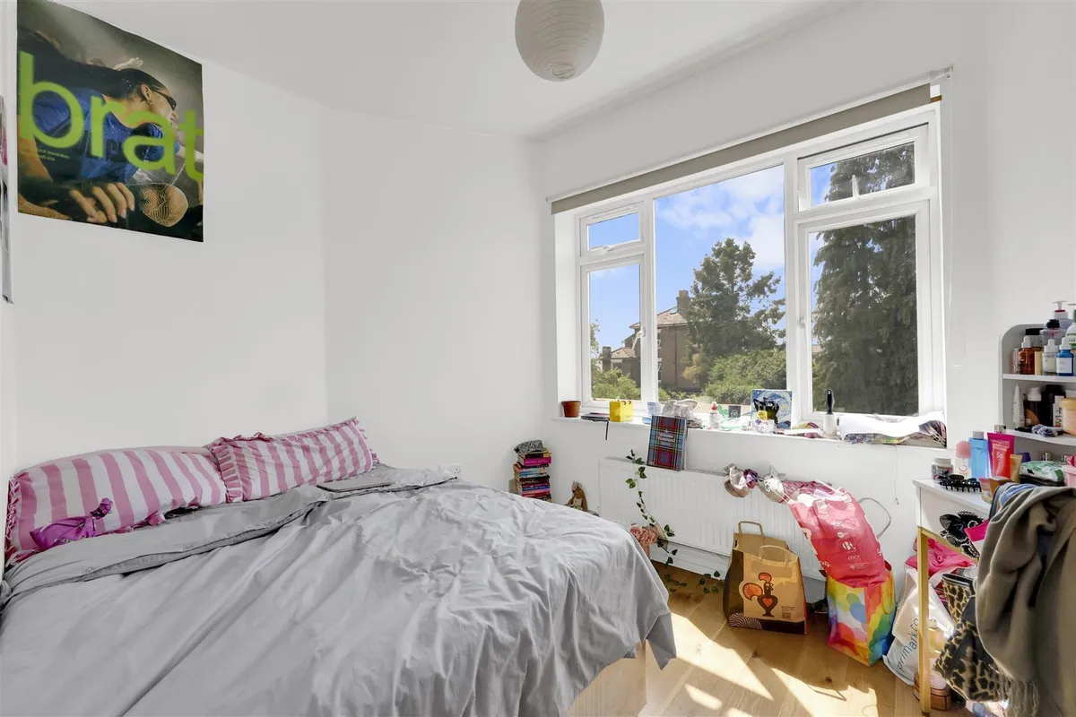 Finchley Road, London, NW2