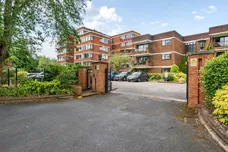 Ray Mead Road, Maidenhead, SL6 photo 10