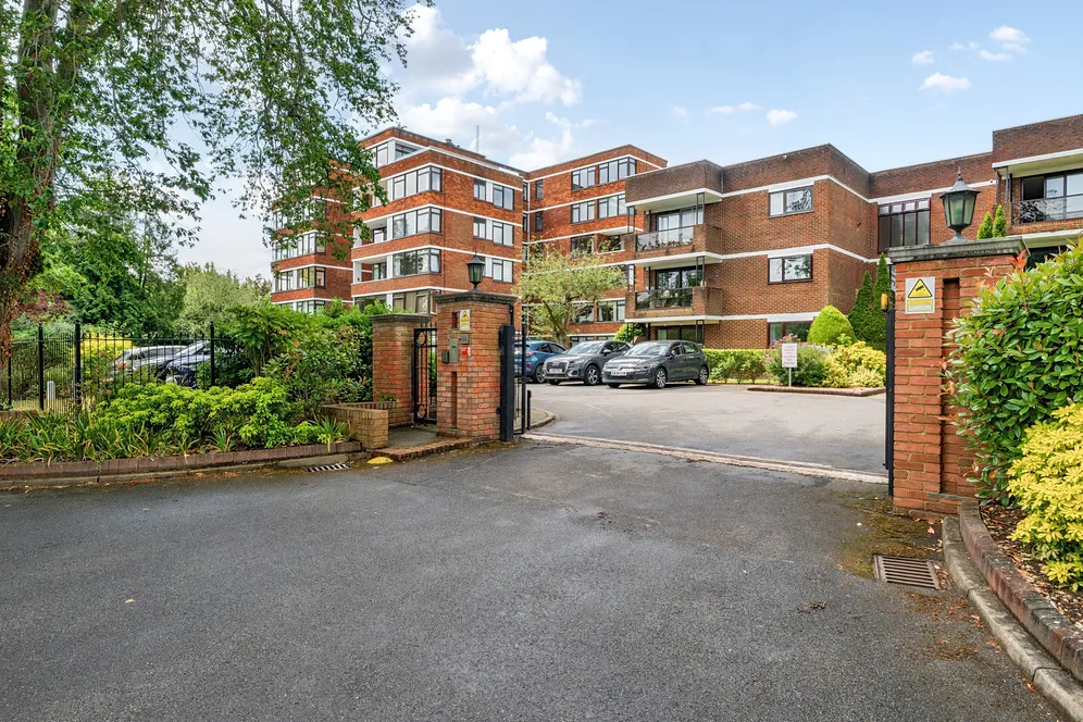 Ray Mead Road, Maidenhead, SL6 photo 10