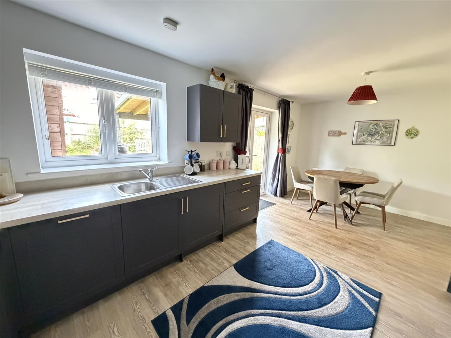 Wenlock Way, Daventry Image 7