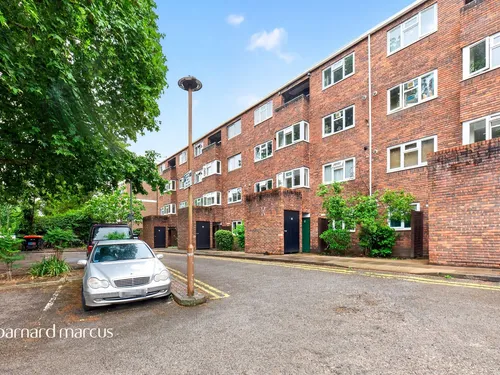 Carlton Drive, Londonphoto
