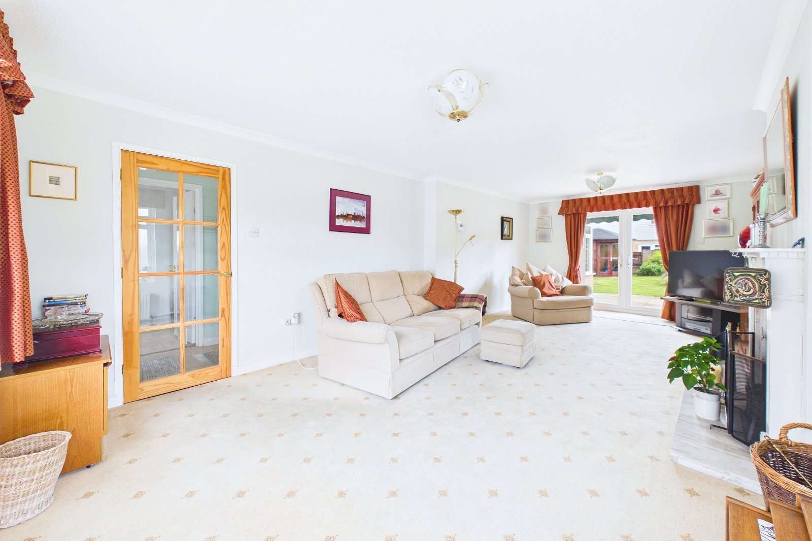 Greenhayes, Broadstone, Dorset, BH18 Image 2