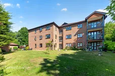 Wray Park Road, Reigate