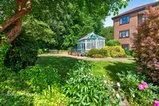 Wray Park Road, Reigate