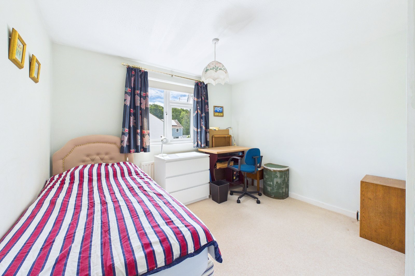 Greenhayes, Broadstone, Dorset, BH18 Image 18
