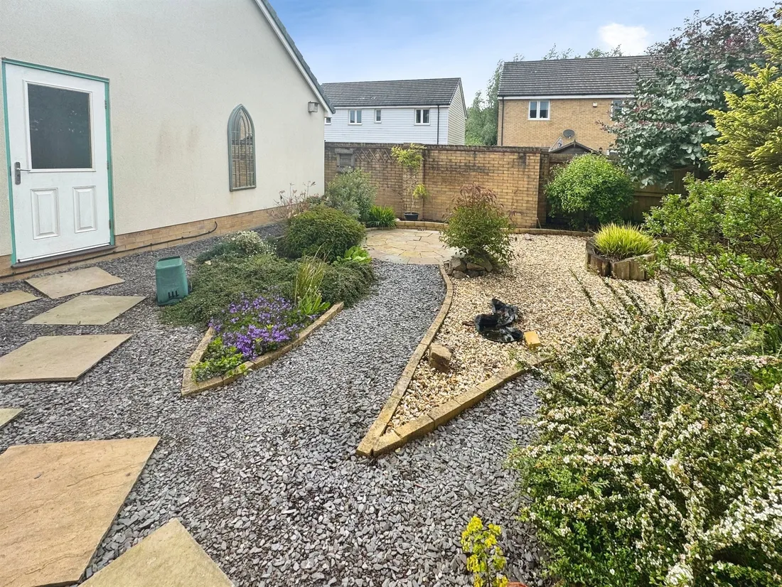 Property photo 25