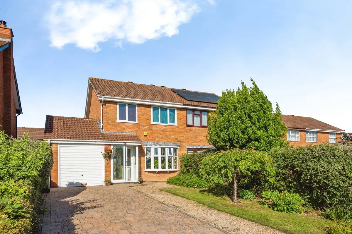 Langdale Drive, Freshbrook, Swindon