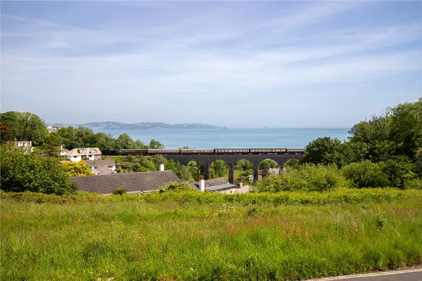 Bascombe Road, Churston Ferrers, TQ5 photo 2