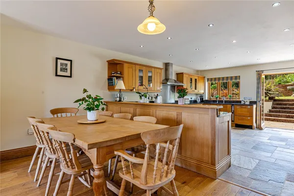 Bascombe Road, Churston Ferrers, TQ5 photo 4