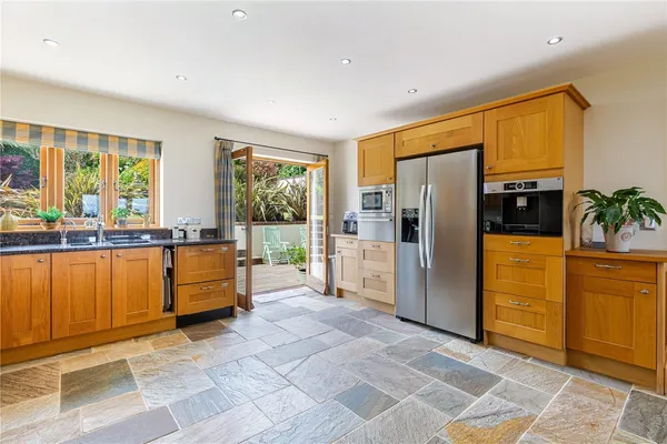 Bascombe Road, Churston Ferrers, TQ5 photo 6