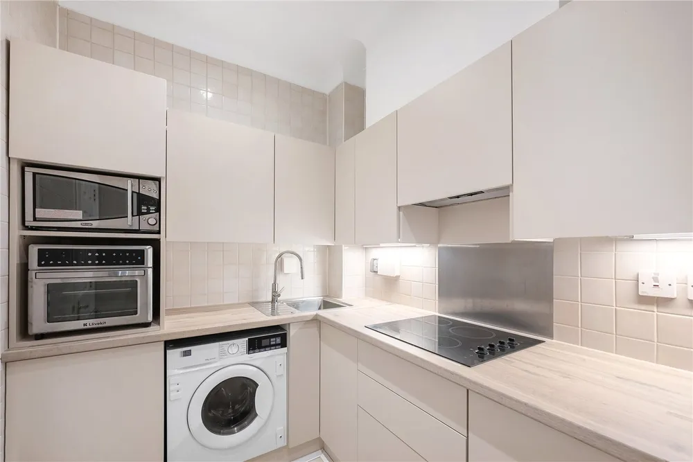 Hugh Street, Pimlico, London, SW1V
