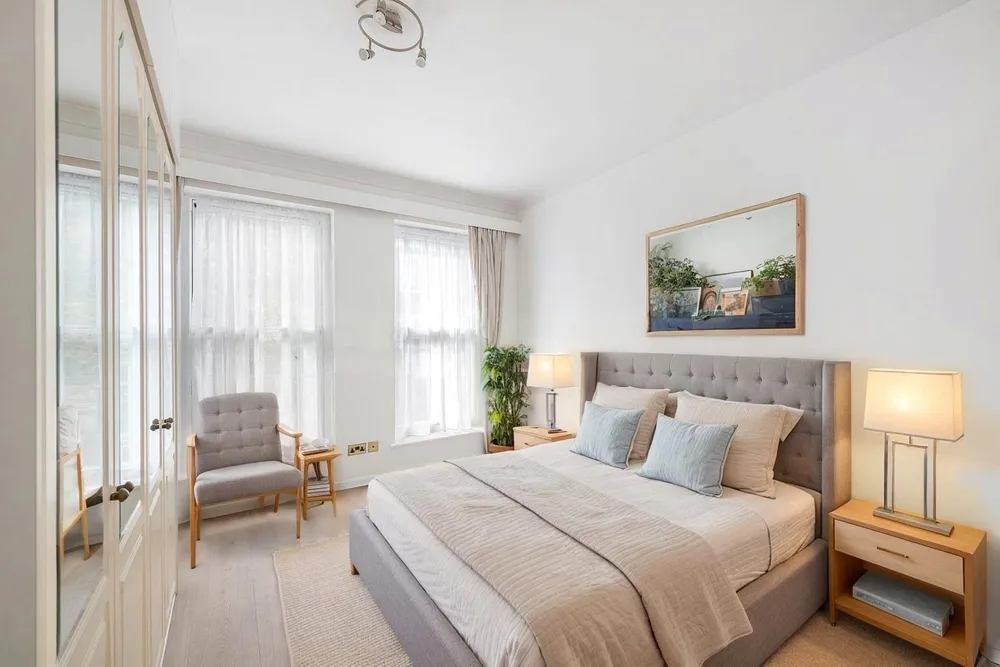 Hugh Street, Pimlico, London, SW1V