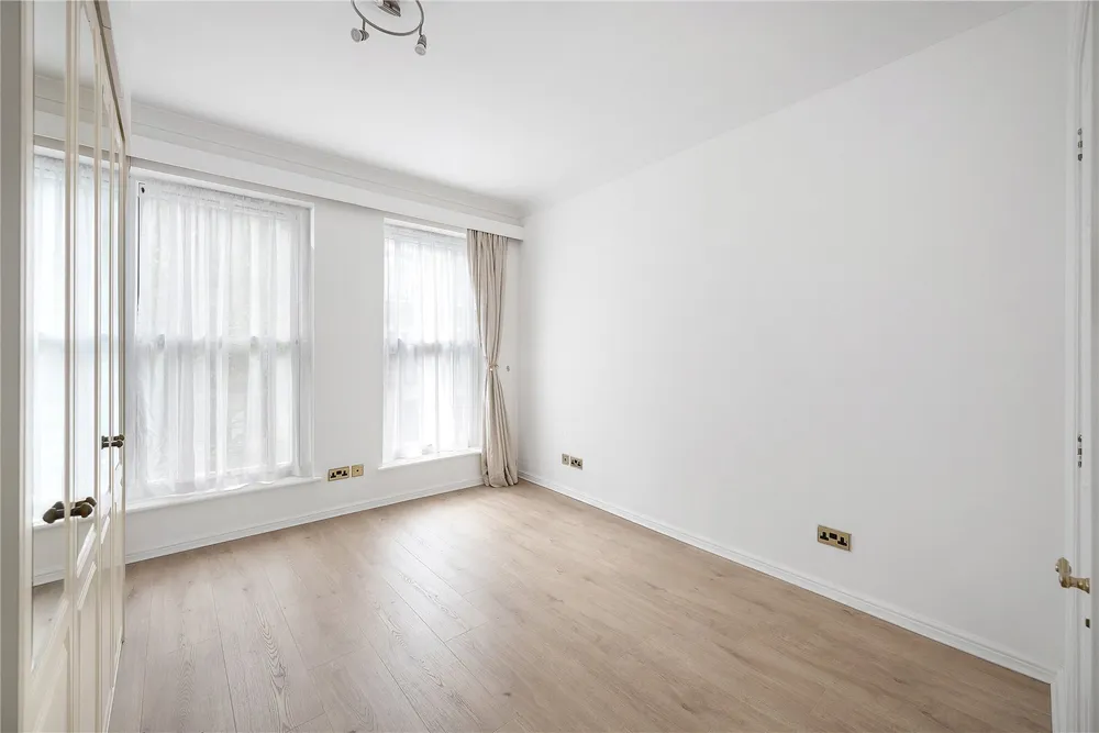 Hugh Street, Pimlico, London, SW1V