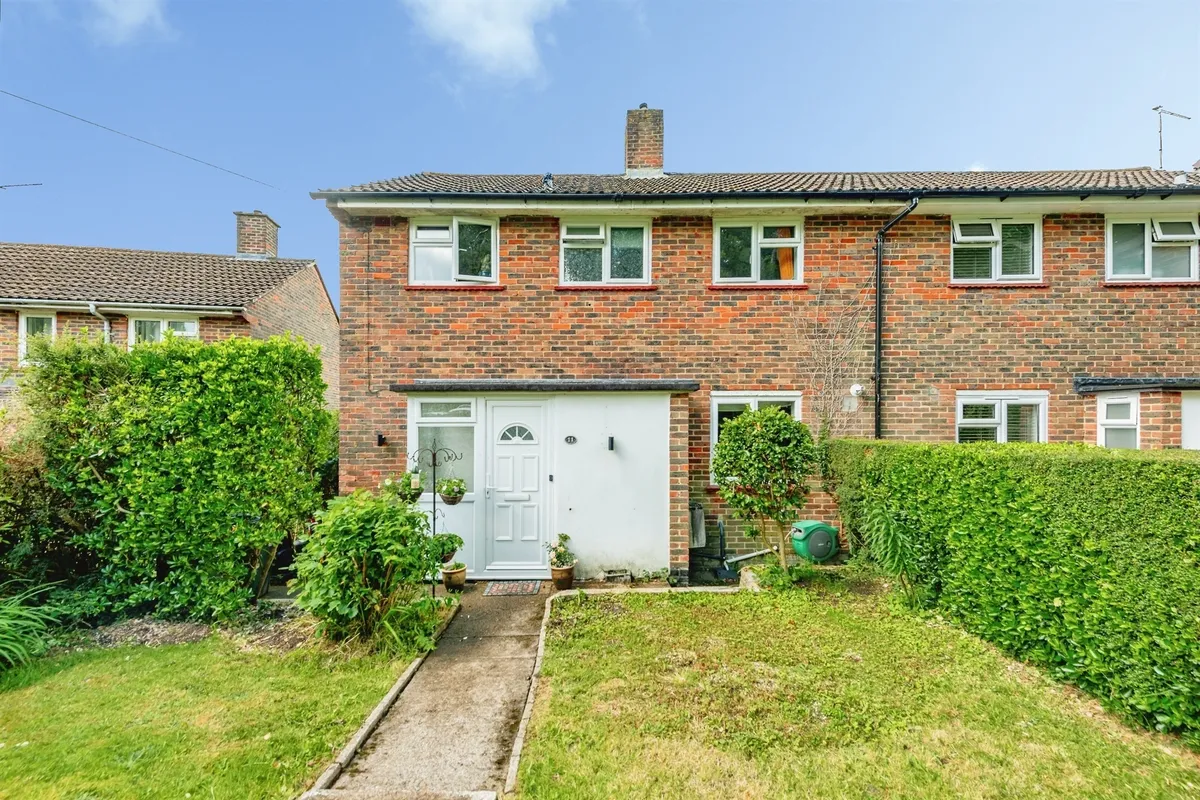 Hillcrest Close, Crawley