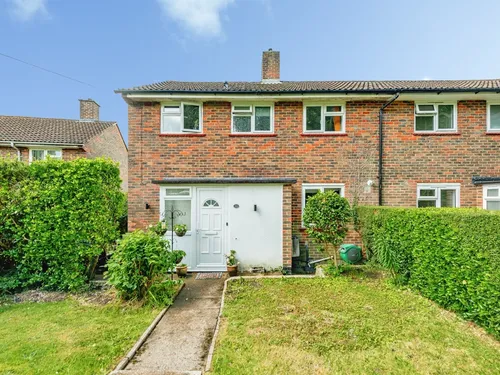 Hillcrest Close, Crawleyphoto
