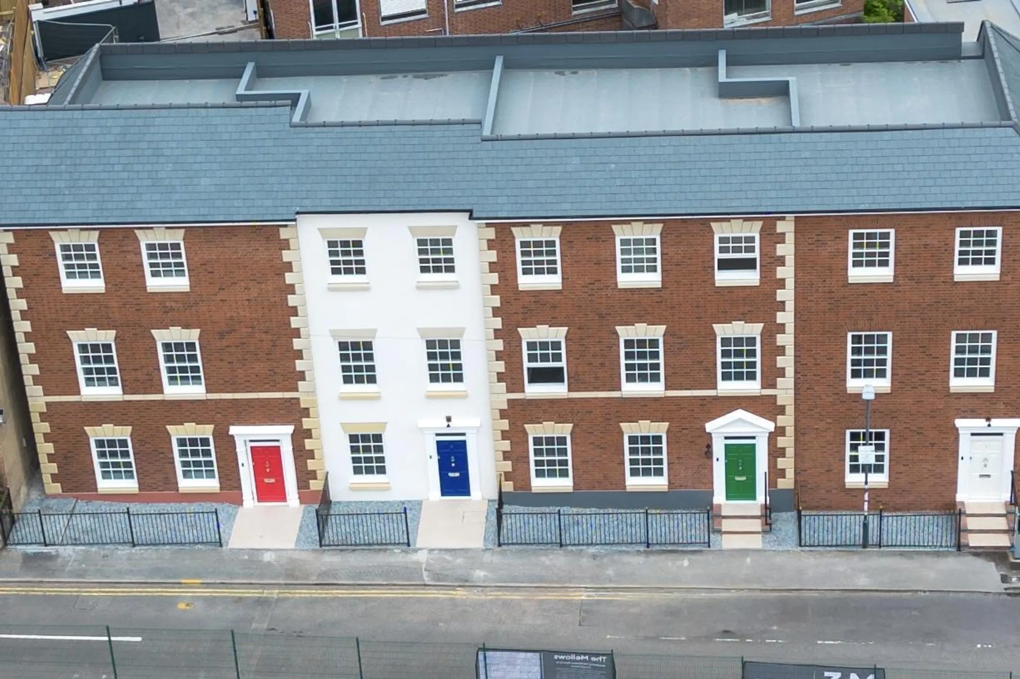 2 The Mellows, Chapel Street, Warwick
