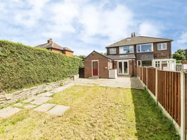Dewsbury Road, Tingley, WAKEFIELD thumb 2