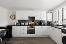 Hamilton Drive, Erskine