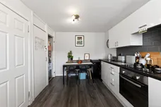Hamilton Drive, Erskine