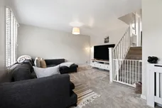 Hamilton Drive, Erskine