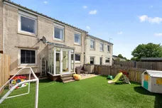 Hamilton Drive, Erskine