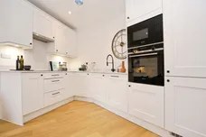 Apartment Eight, Viciniti Court, St. Albans