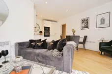Apartment Eight, Viciniti Court, St. Albans