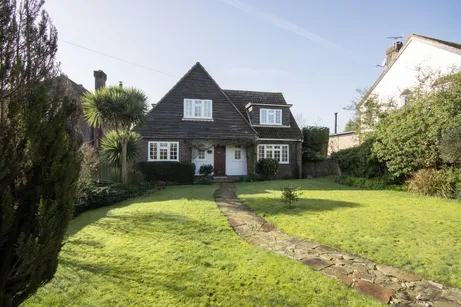 Tonbridge Road, Hildenborough, TN11