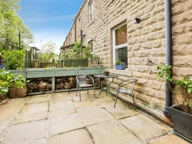 Wakefield Road, Sowerby Bridge thumb 2