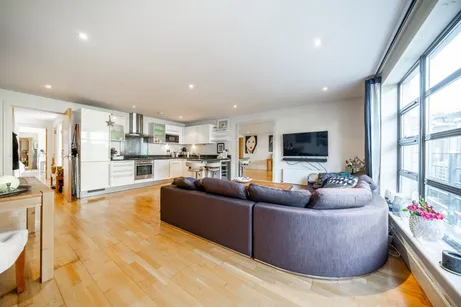 Clare Lane London N1