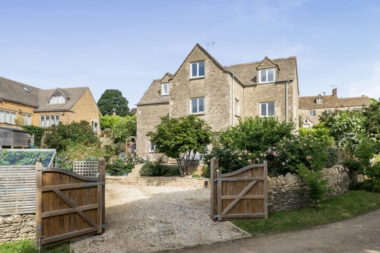Oakridge Lynch Gloucestershire GL6 photo 1