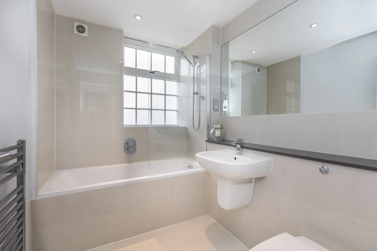 Catherine Grove, SE10 photo 9