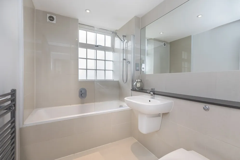 Catherine Grove, SE10 photo 9