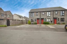 Crusoe Road, Kingswood, HULL