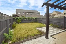 Crusoe Road, Kingswood, HULL
