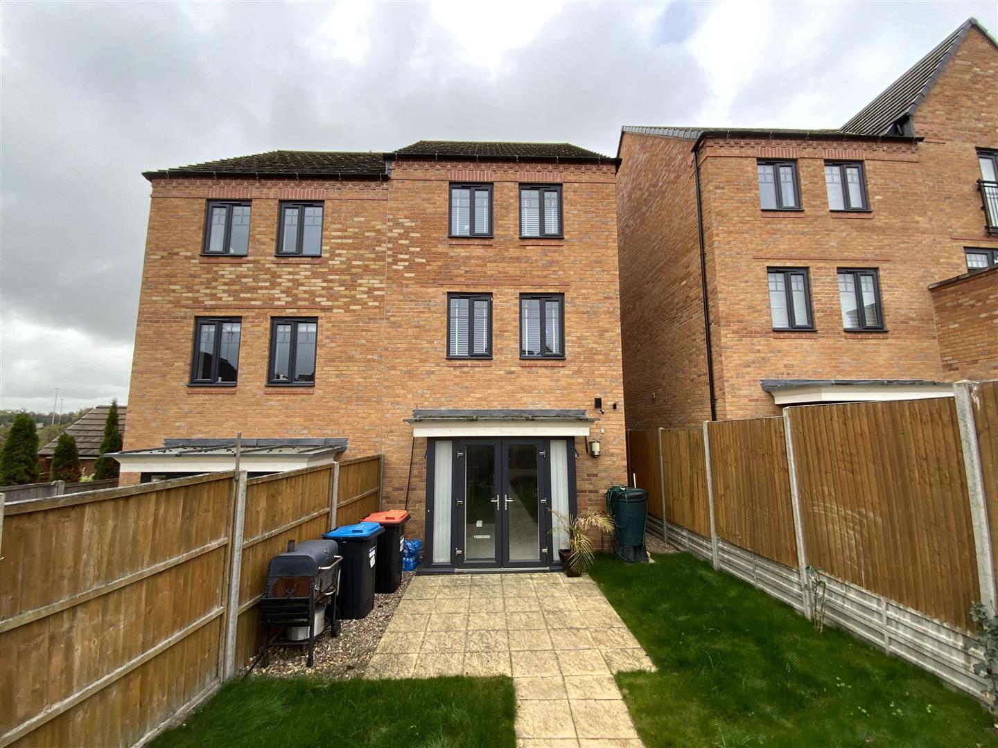 Cicero Crescent, Fairfields, Milton Keynes Image 12