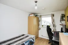 Follager Road, Rugby