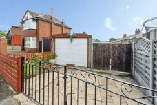 Ecclesburn Avenue, Leeds