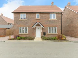 Buckenham Road, Attleborough photo
