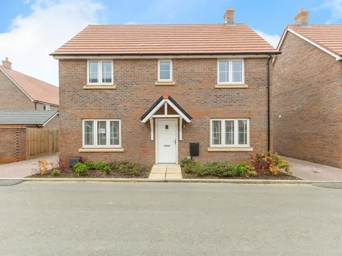 Buckenham Road, Attleboroughphoto