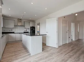 Muncey Grove, Bassingbourn, Royston thumb 3