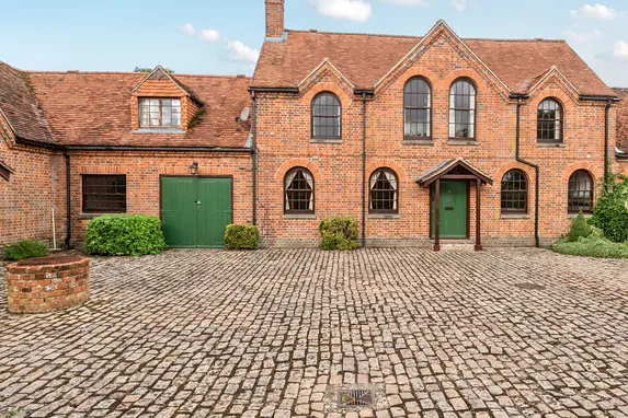Elcot, Newbury, RG20