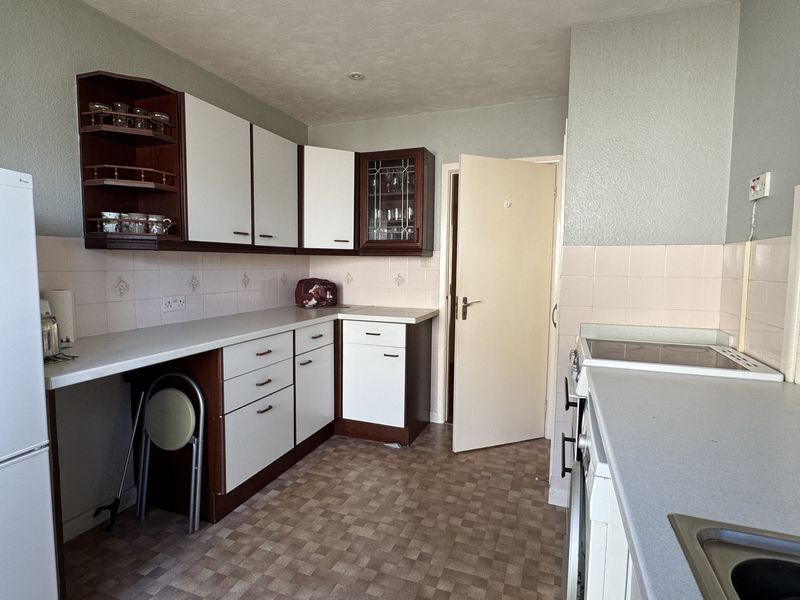 Parkside Drive, Exmouth Image 8