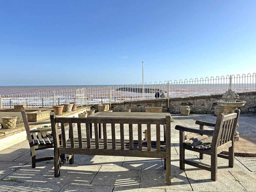 Peak Hill Road, Sidmouth Image 23