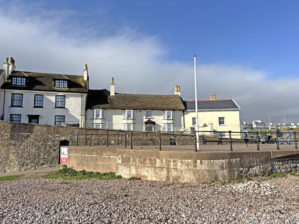 Peak Hill Road, Sidmouth Image 27