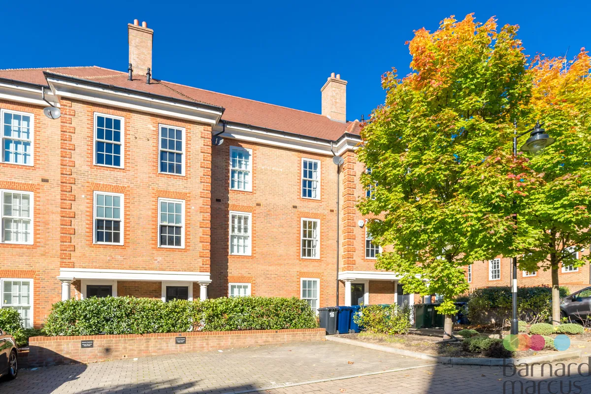Ashridge Close, London